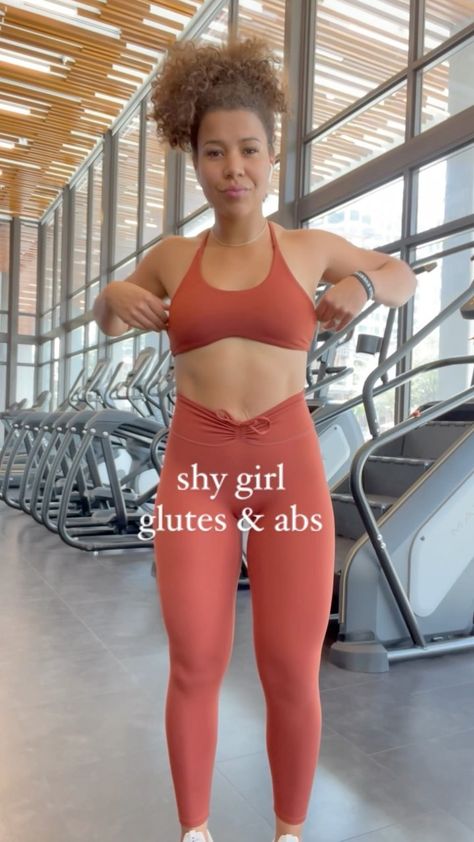 Girl Gym Workouts, Shy Girl, Abs Workout Gym, Shy Girls, Ab Workout, Bird Dogs, In The Gym, My Boyfriend, Hiit Workout