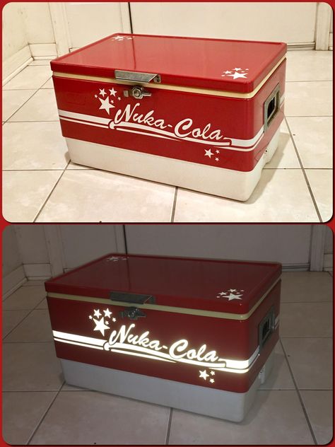 Fallout Nuka Fallout Furniture, Fallout Decorations, Fallout Kitchen, Fallout Recipes, Fallout House, Fallout Room, Fallout Decor, Fallout Diy, Fallout Birthday