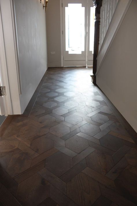 Checkered Hardwood Floor, Mansion Weave Floor, Patterned Wood Floor, Dark Wood Parquet Flooring, Dark Wood Tile Floors, Herringbone Lvp Flooring, Unusual Flooring, Downstairs Flooring, Wooden Floor Pattern