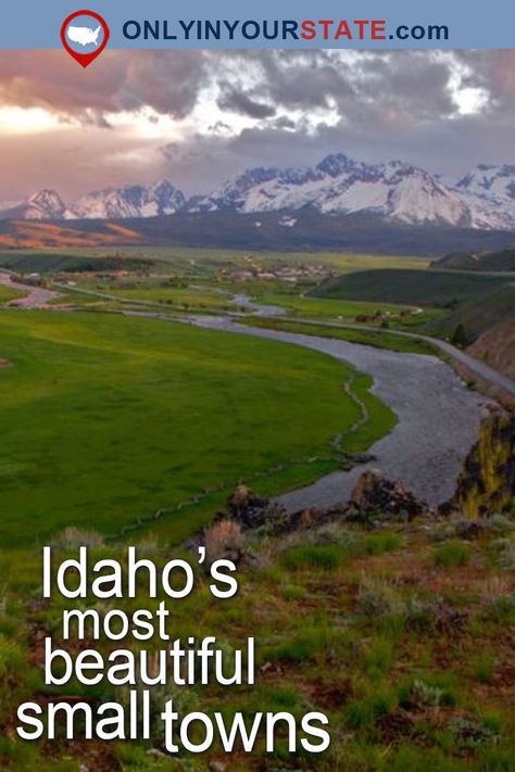 Here Are the 10 Most Beautiful, Charming Small Towns In Idaho Check more at https://www.juerry.com/2022/03/03/here-are-the-10-most-beautiful-charming-small-towns-in-idaho/ Sawtooth Mountains Idaho, Moving To Idaho, Explore Idaho, Idaho Vacation, Idaho Adventure, Visit Idaho, Sawtooth Mountains, Idaho Travel, Idaho State