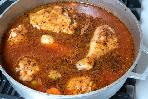 Sofrito Recipes, Pollo Guisado Puerto Rican, Sofrito Recipe Puerto Rican, Goya Sazon Recipe, Puerto Rican Chicken Stew, Sofrito Chicken, Goya Recipe, Spanish Stew, Puerto Rican Chicken