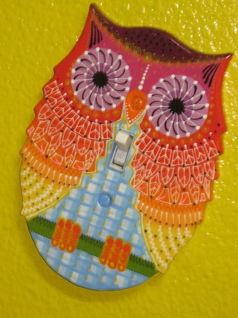 Light switch cover About Rainbow, Rainbow Paint, Science Geek, Owl Eyes, Colorful Owls, Owl Pictures, Owl Decor, Wise Owl, Light Switch Cover