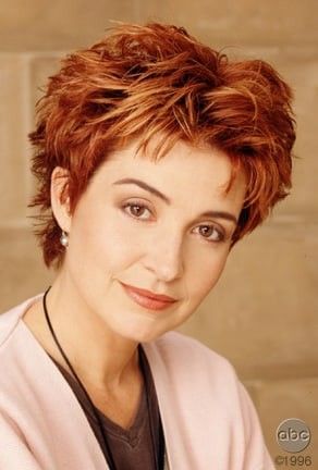 Annie Potts Hairstyles, Dachshund Humor, Charlize Theron Hair, Corvette Summer, Annie Potts, Hottest Hairstyles, 1980s Films, Ghostbusters 1984, Curly Styles