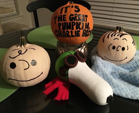 "It's The Great Pumpkin, Charlie Brown" painted pumpkins Adams Family Pumpkin Painting, Great Pumpkin Charlie Brown Movie Night, Great Pumpkin Charlie Brown Decorations Diy, Pumpkin Painting Ideas Charlie Brown, Charlie Brown Halloween Decorations, Charlie Brown Pumpkin Painting, Charlie Brown Pumpkin, Charlie Brown Birthday Party, Charlie Brown Party