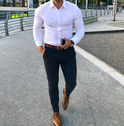 Mens Fashion Classy Gentleman Style, Men Work Outfits, Mens Business Casual Outfits, Formal Men Outfit, Men Fashion Casual Shirts, Formal Mens Fashion, Mens Fashion Smart, Dapper Gentleman, Mens Fashion Jeans