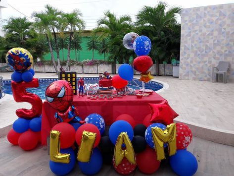 Pool party spider man Spider Man Pool Party, Spiderman Pool Party, Men Pool Party, Friends Pool Party, Spidey Birthday, Marvel Birthday, Marvel Birthday Party, Son Birthday, Spiderman Birthday Party