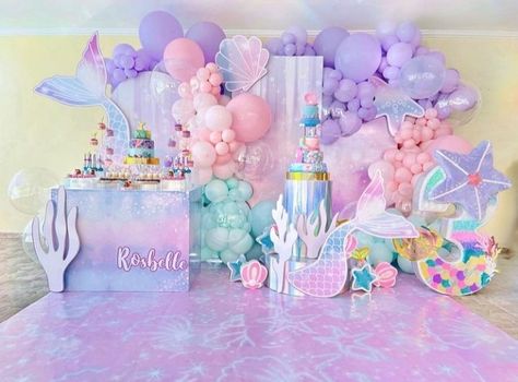 Mermaid Theme Decor, Under The Sea Theme Party, Dolphin Birthday Parties, Under The Sea Party Decorations, Mermaid Decorations, Ocean Birthday Party, Mermaid Birthday Party Decorations, Rainbow Party Decorations, 1st Birthday Girl Decorations