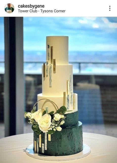 5 Tier Wedding Cakes, White And Gold Wedding Cake, Wedding Cake Setting, Extravagant Wedding Cakes, Artist Cake, Green Wedding Cake, Elegant Birthday Cakes, Green Themed Wedding, Wedding Cake Photos