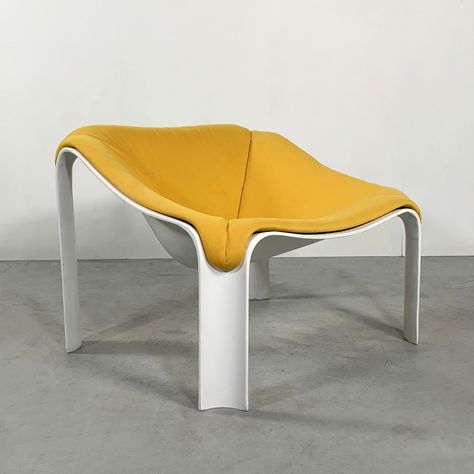 For sale: Yellow F300 Lounge Chair by Pierre Paulin for Artifort, 1960s | #vntg #vintage Designer Chair, Tulip Chair, Pierre Paulin, Easy Chair, Chair Design, Fabric Color, Lounge Chair, Vintage Designs, Ottoman