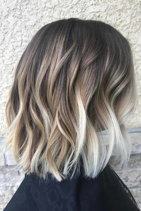 Beach Waves For Short Hair, Short Textured Hair, Popular Short Haircuts, Balayage Bob, Short Ombre Hair, Blond Balayage, Wavy Bob Hairstyles, Balayage Blonde, Short Hair Balayage