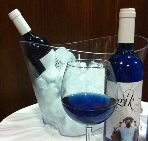 Chardonnay, Red Wine, Alcoholic Drinks, Wine, Drinks, Glass, Blue