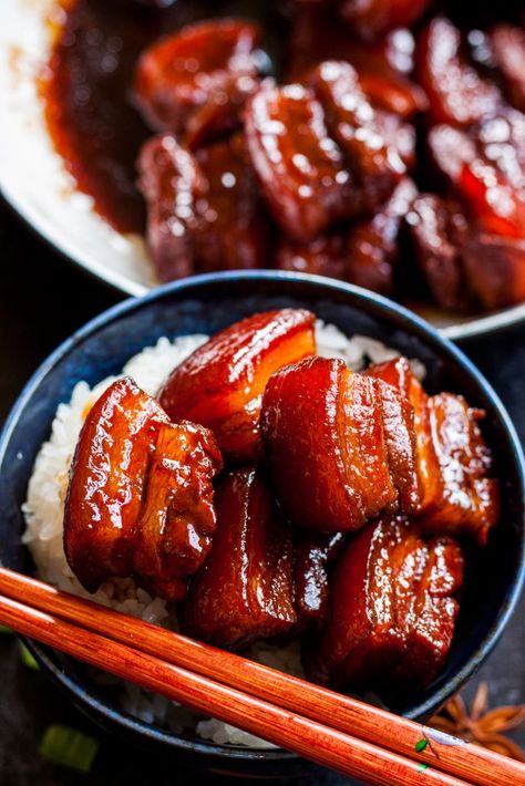 Chinese Braised Pork Belly, Chinese Braised Pork, Hong Shao Rou, Cake Pizza, Chinese Pork, Recipes Meat, Braised Pork Belly, Asian Pork, Pork Belly Recipes