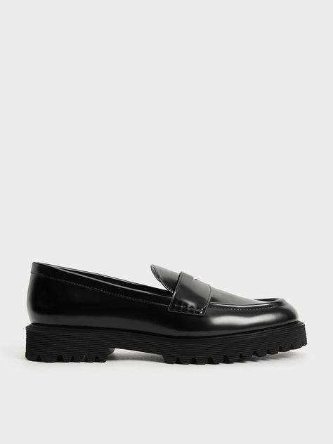 Black & Brown Shoes for Women | Shop Online | CHARLES & KEITH US Chunky Penny Loafers, Black Loafers Women's, Black Loafer Shoes, Gents Shoes, Trapeze Bag, Loafers Outfit, Chunky Loafers, Online Shopping Shoes, Faux Leather Heels