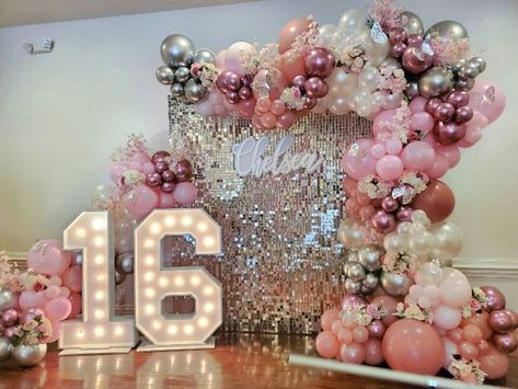 Quinceanera Backdrop Ideas Balloons, Sweet 16 Backdrop Ideas Pink And Gold, Pink Sweet 16 Balloon Arch, Sweet 16 Decorations Backdrop, Balloon Wall With Marquee Numbers, Xv Balloon Decorations, 16 Marquee Numbers With Balloons, Pink Sweet 16 Photo Wall, Birthday Decorations 16 Sweet 16