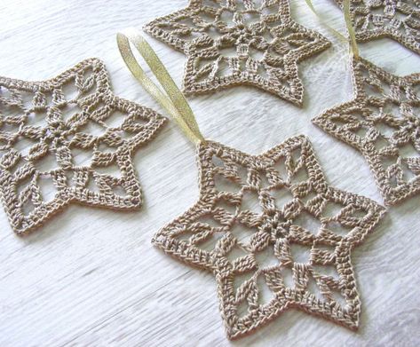 Crocheted Star Of David decorations Hanukkah Decoration, Crocheted Star, Crocheted Ornaments, Crochet Snowflake Pattern, Crochet Xmas, Crochet Christmas Decorations, Crochet Christmas Trees, Crochet Ornaments, Crochet Stars