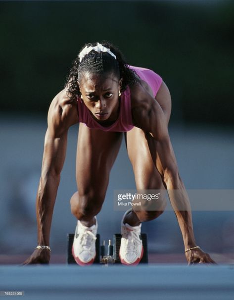 Olympic and Athletics World Championship gold medallist Gail Devers of the United States concentrates as she stands in the starting blocks during a 100 metres hurdles training session on 1 January 1993 at Drake Stadium on the campus of UCLA (University of California, Los Angeles) in Westwood, Los Angeles, California, United States./Allsport/Getty Images) Gail Devers, Female Sprinter, Ucla University, University Of California, Creative Portraits, World Championship, Sumo Wrestling, United States, Getty Images