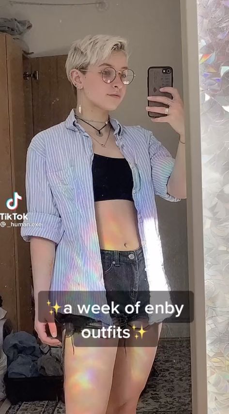 Enby Fall Outfits, Top Surgery Outfits, Summer Enby Outfits, Gender Euphoria Outfits, Summer Nonbinary Fashion, Non Binary Swimwear, Enby Outfits Summer, Summer Outfits Androgynous, Enby Summer Outfits