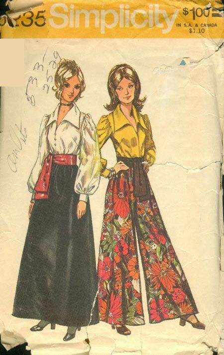 Simplicity 5235. Palazzo pants!! Palazzo Pants Pattern, 70s Sewing Patterns, Maxi Skirt Pattern, Evening Skirts, Blouse Skirt, Womens Sewing Patterns, Simplicity Sewing, 1970s Fashion, Fashion Sewing Pattern