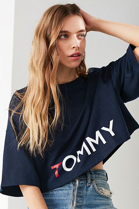 Tommy Hilfiger Outfits Women, Tommy Hilfiger Outfits, Sweatshirts Graphic, Tommy Hilfiger Bra, Tommy Hilfiger Crop Top, Tommy Hilfiger Top, Tommy Hilfiger Sweatshirt, Tommy Hilfiger Logo, Tommy Hilfiger Outfit