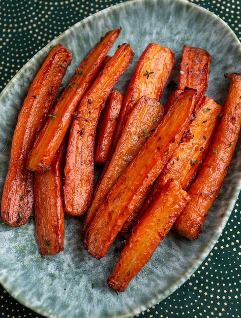 Maple Mustard Glazed Carrots - Mustard Carrots, Roast Dinner Side Dishes, Glazed Roasted Carrots, Roast Dinner Sides, Christmas Roast, Christmas Dinner Plates, Perfect Roast, Roasted Carrot, Maple Mustard