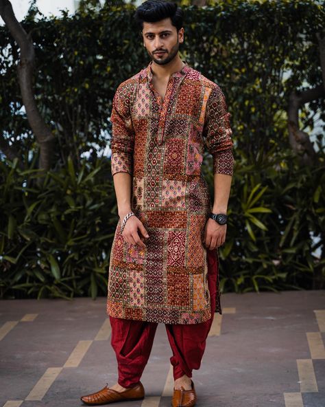 7 Indian Menswear Labels To Bookmark This Festive Season - ShaadiWish Kurtas For Men Style Indian Diwali, Diwali Kurta Designs Men's, Colourful Kurta For Men, Diwali Kurtas For Men, Diwali Mens Kurta, Holi Kurta Men, Men Indian Wear, Printed Kurta Design, Trending Kurta For Men