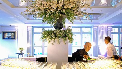 Phillipa Craddock, Bridesmaid Duty, Botanical Arrangements, Philippa Craddock, Flowers London, Large Flower Arrangements, Corporate Flowers, Wedding Lounge, Event Centerpiece