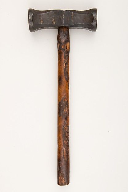 Armorer's Hammer | German or French 18th-19th c The Armorer, Gas Forge, Blacksmith Hammer, Forging Tools, Hammer Tool, Anvils, Blacksmith Tools, La Forge, Woodworking Books