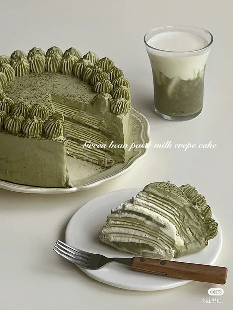 Crepe Cake Aesthetic, Mille Crepe Cake, Mille Crepe, Crepe Cake, Creative Birthday Cakes, Easy Food Art, Just Cakes, Food Obsession, Cafe Food