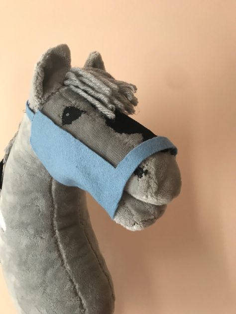 Hobby Horse Accessories Diy, Hobby Horse Accessories, Hobby Horses, Horse Accessories, Horse Names, Horse Diy, Hobby Horse, Travel Blankets, Horse Tack