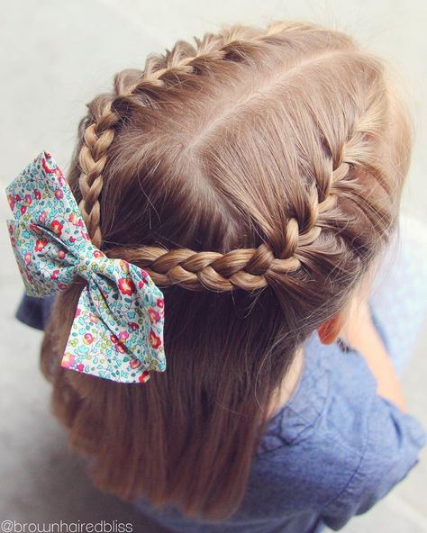 Half up style on little sis...2 small French braids tied together. 💙💙💙 •• don't forget to enter my giveaway for LipSense and a NUME wand one post back :). •• Girls Hairdos, Girl Hair Dos, Girls Hairstyles Easy, French Braids, French Braid Hairstyles, Toddler Hairstyles Girl, Girl Haircut, Braids With Curls