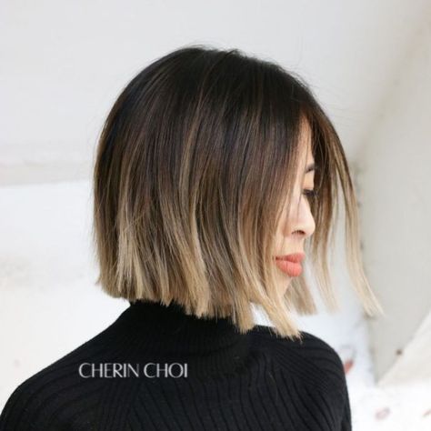 Lob Style with Balayage Ombre Ombré Short Bob, Dark Ombre Bob, Bayalage For Short Hair, Dark Balayage Short Hair, Balayage Bob Straight, Money Piece Balayage Short Hair, Ombre Hair Medium, Bob Ombre Hair, Lob Ombre