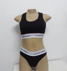 Top Calvin Klein Preto | Lingerie Feminina Calvin Klein Nunca Usado 29924531 | enjoei Clothes Combinations, Top Calvin Klein, Sharpie Tattoos, Tailgate Outfit, Outfit Combinations, Bralette, Calvin Klein, Sports Bra, Zara