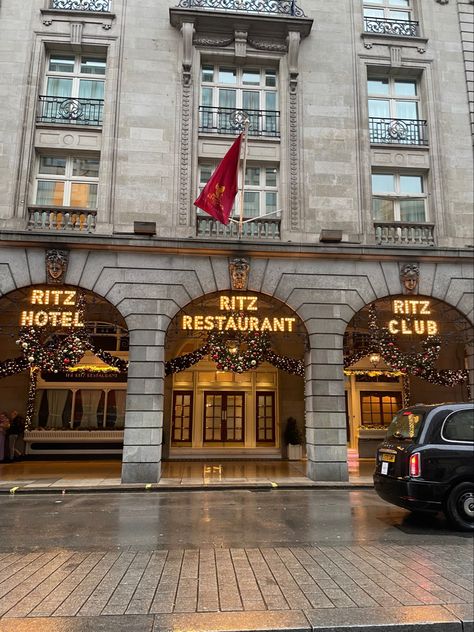 The Ritz New York, Ritz Carlton London, Marie Aesthetic, The Ritz London, London Dinner, Luxury Restaurant Interior, Ritz Hotel, London Bucket List, Aesthetic London