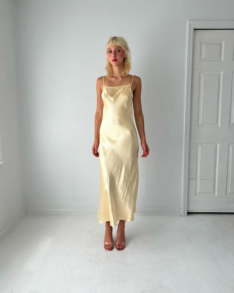 The perfect butter yellow silk slip dress is now available on the site! #horizonsvintage #vintageslip #silkslip #slipdress #vintageslipdress Gold Slip Dress, Store Aesthetic, Vintage Slip Dress, Vintage Slips, Yellow Silk, Butter Yellow, Silk Slip Dress, July 17, Silk Slip