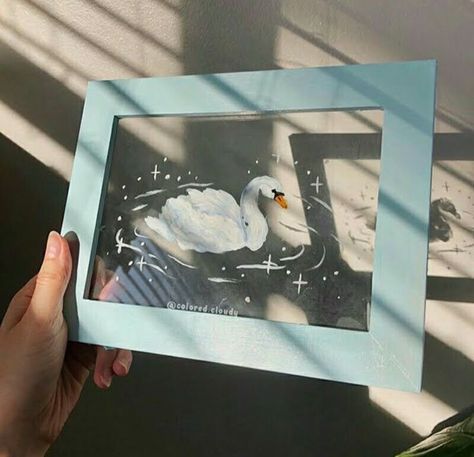 Glass Frame Painting Ideas, Painting Ideas On Glass Frame, Picture Frame Glass Painting, Glass Painting Aesthetic, Glass Frame Painting, Swan Craft, Arte Van Gogh, Diy Bookmarks, Pola Sulam