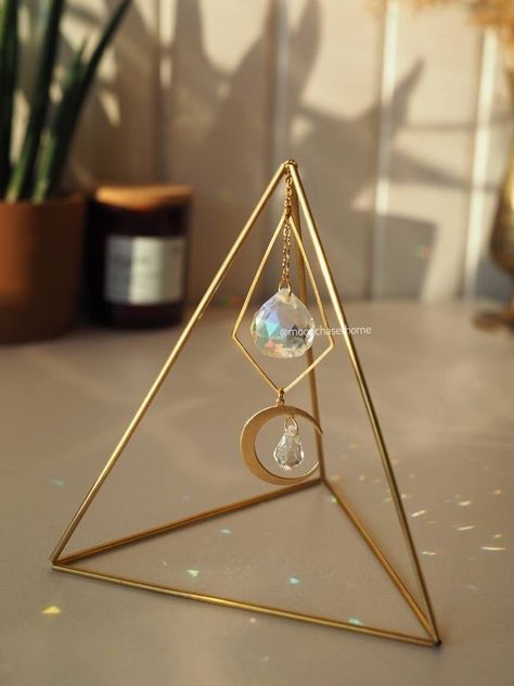 Mira&moon Triangle Suncatcher Desk Decor Prism Rainbow - Etsy Australia Prism Rainbow, Light Diffuser, Rainbow Prism, Rainbow Light, For Home, Room Deco, Crystal Suncatchers, Cute Room Decor, Prisms