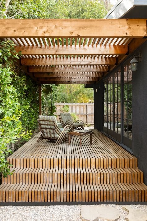 25 Pergola Ideas for Outdoor Living | Architectural Digest Urban Gardens, Pergola Ideas, San Fernando Valley, Kirsten Dunst, Los Angeles Homes, Hus Inspiration, French Oak, Step Inside, Pool Houses