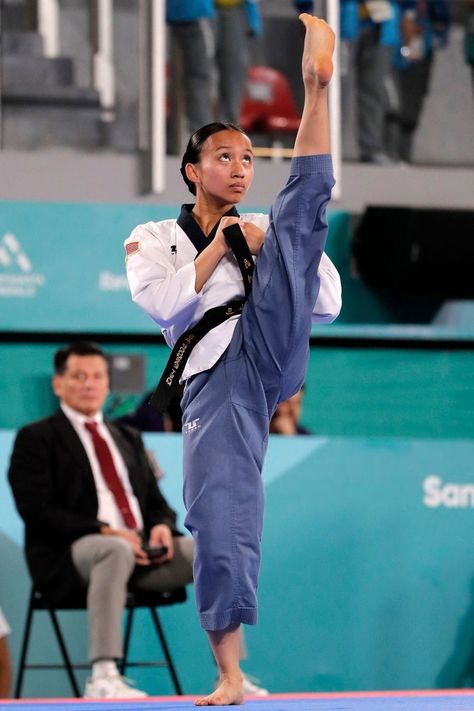 Kaitlyn Reclusado (USA) 🥇 Poomsae • 2023 Pan American Games (Santiago) #taekwondo Korean Taekwondo, Taekwondo Poomsae, Tkd Taekwondo, Taekwondo Girl, American Games, Martial Arts Styles, Martial Arts Women, Pan American, Martial Arts Training