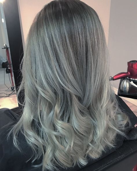 Baby lights over balayage Silver blonde Schwarzkopf blondme steel blue Balayage Silver, Blonde And Blue Hair, Baby Lights, Silver Blonde, Ash Blonde, True Blue, Balayage Hair, Steel Blue, Blue Hair