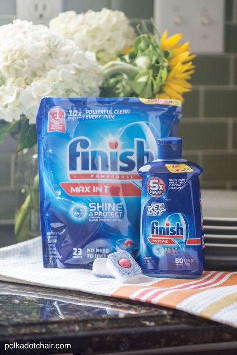 The rebate is for $1 off. You’ll notice that the rinse agent was only $2.96 to start with. That makes it only $1.96 and you get 80 washes out of it… so it’s only 2 cents a wash! The dish detergent stated at $4.93 minus the $1 Ibotta and minus the $1 bonus Ibotta it comes out to $2.93. You get 23 tablets in the package which breaks down to only 12 cents a wash! Pretty sweet. #seethedifference #spon Clean Oven Door, Dishwasher Tabs, Dishwasher Pods, Dishwasher Tablets, Power Balls, Oven Cleaner, Household Cleaning Tips, Oven Cleaning, Cleaning Recipes