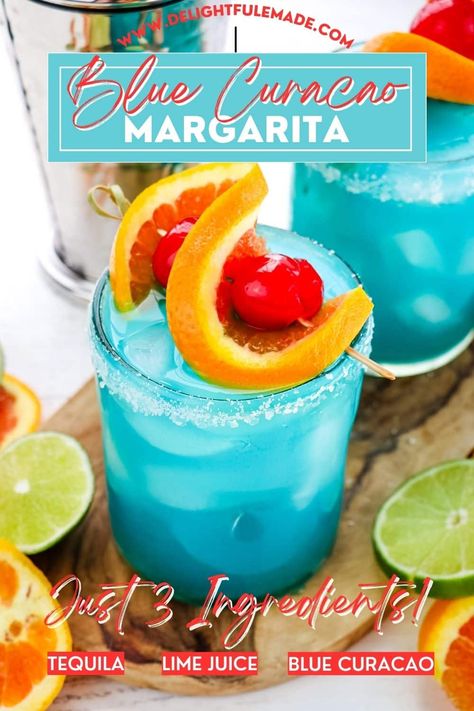 How to Make a Refreshing Blue Margarita Drink | Delightful E Made Frozen Blue Margarita Recipe, Blue Margarita Recipe, Blue Curacao Drinks, Limeade Margarita, Blueberry Margarita, Blue Margarita, Coconut Margarita, Blue Jello, Margarita Bar