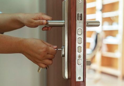 Apartment Door Security, Door Jammer, Apartment Security, Door Lock System, Steel Security Doors, Glass Door Lock, Door Security, Apartment Door, Security Screen