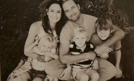 Josh Holloway Colony Picture of the Bowman Family pre-Alien occupation Josh Holloway, Actors & Actresses, My Baby, Beautiful People, Actresses, Actors, Couple Photos, Celebrities, Quick Saves