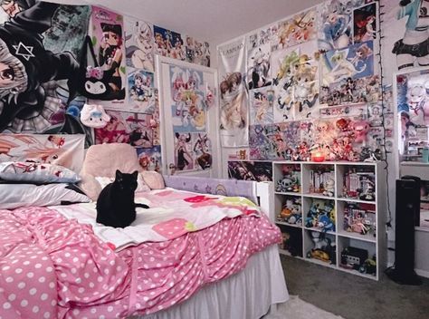 Kawaii Room Ideas, Otaku Room, Cute Bedroom Ideas, Room Redesign, Old Room, Pretty Bedroom, Room Goals, Cute Room Ideas, Kawaii Room