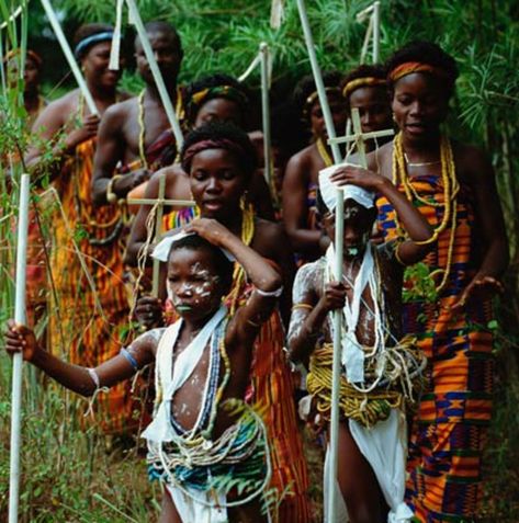 4 Different Tribes of the World: The Unique Versatility and Culture of Distant Countries - HubPages Masai Tribe, Tribes Of The World, Ebony Love, African People, Out Of Africa, Cultural Diversity, Africa Fashion, Jesus Pictures, My Heritage