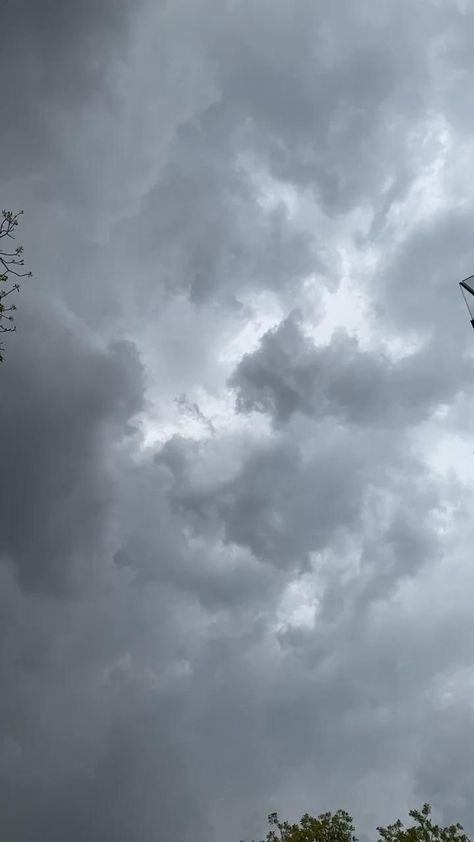 Rain Athestic, Rain Fake Story, Rainy Sky Photography, Rainy Clouds Photography, Rain Sky Aesthetic, Rain Clouds Aesthetic, Photography Sky Clouds, Rainy Clouds, Sky Rain