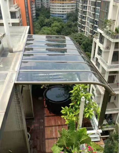 aluminum frame with transparent pc sheet roof canopy, anti-UV and it's good for the plants. Balcony Roof Ideas, Balcony Canopy, Patio Balcony Ideas, Roof Balcony, Balcony Shade, Balcony Roof, Timber Frame Porch, Polycarbonate Sheet, House Awnings