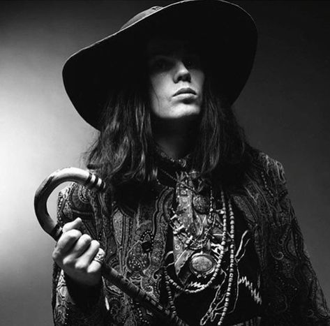 Band Images, Ian Astbury, Bohemian Goth, Irish Rock, Classic Rock And Roll, Music Pics, Love Band, Rock Outfits, Rock Fashion