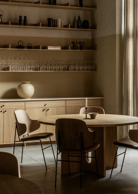 Audo Copenhagen is located at Audo House, a unique concept that masterfully unites a showroom, an exclusive residence, a concept shop, an art and event space, as well as a café and restaurant in a single, community-building universe.⁠ ⁠ Visit us at Århusgade 130 in Nordhavn, Copenhagen.⁠ Danish Kitchen Design, Danish Home Design, Nordic Homes, Danish Interior, Dining Table Online, Norm Architects, Nordic Interior, Contemporary Interiors, Minimalism Interior