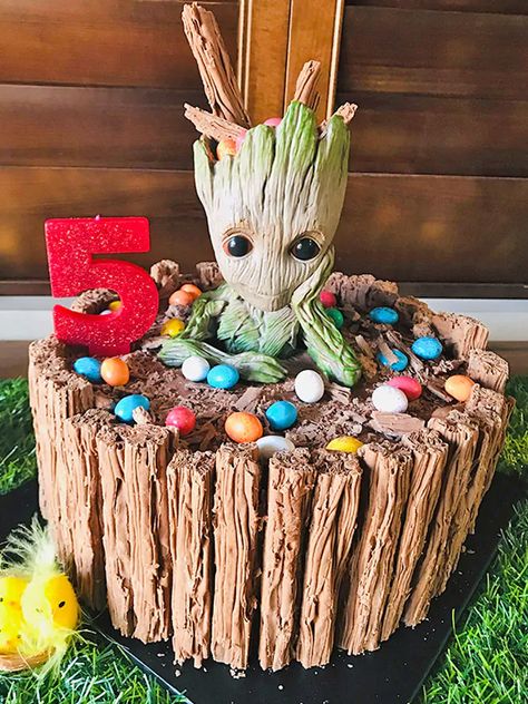 Groot Birthday Cake Ideas, Groot Cakes Ideas, Groot Bday Party, Groot Themed Birthday Party, Baby Groot Birthday Party Ideas, Groot Party Ideas, Groot Birthday Party Ideas, Groot Birthday Party, Birthday Cake Marvel